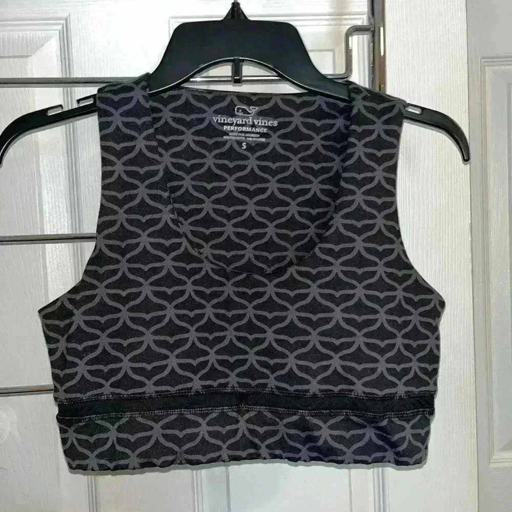 Vineyard vines | small sports bra